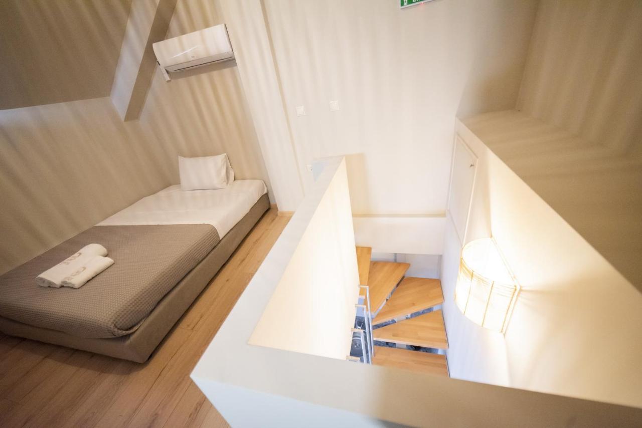Theros Suites Dhiminio Exterior foto
