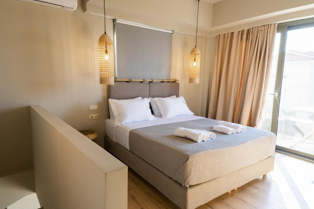 Theros Suites Dhiminio Exterior foto